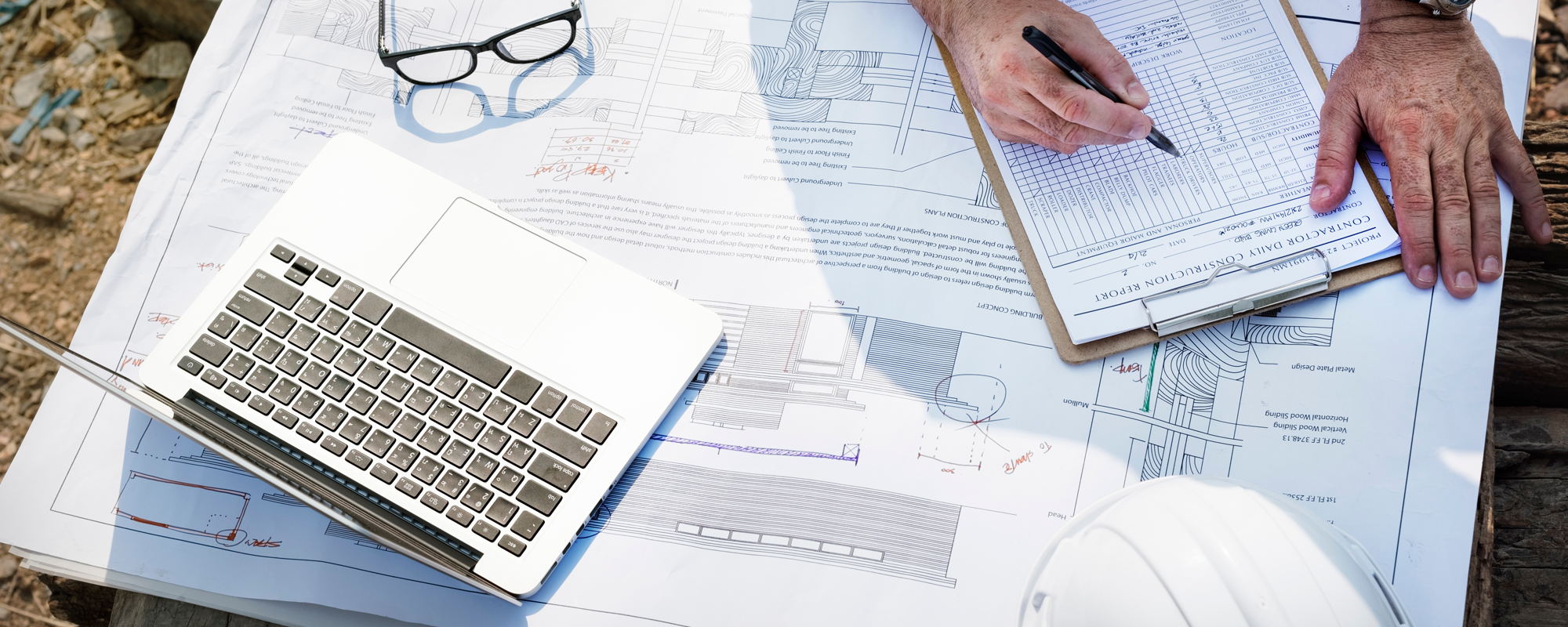 Gestión de proyectos de ingeniería en CotaZero Ingeniería en Almería con planificación y control técnico